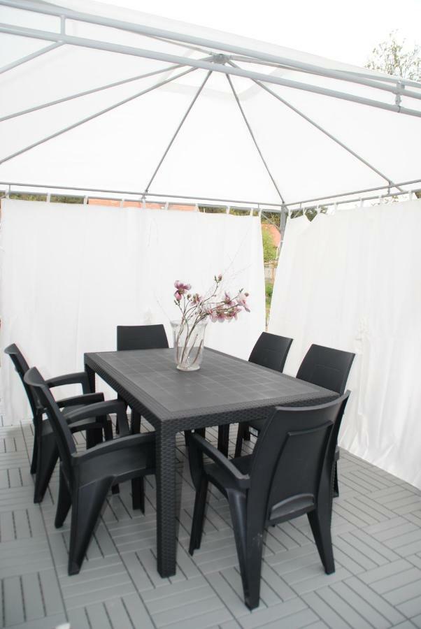 Appartement Apartman U Lesa à Ratiskovice Extérieur photo